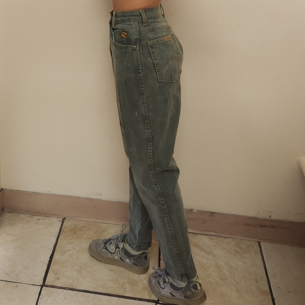 RARE!! Vintage Chic Olive Green Denim High Rise Relaxed Tapered Leg "Mom" Jeans